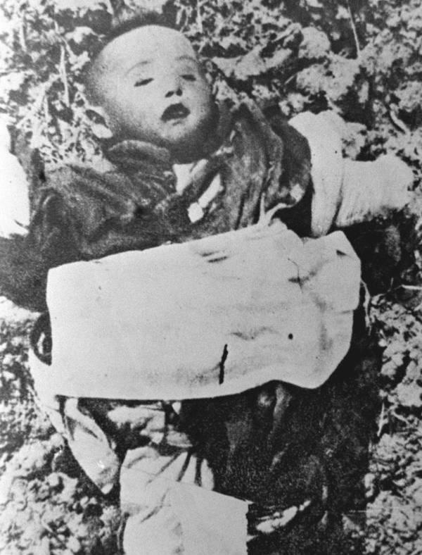 现在说南京大屠杀遇难同胞30万，这只是有根有据、并且有文件保存下来、能够拿出确凿