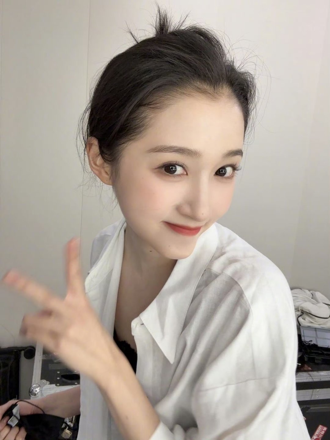 好尴尬啊刷到我姐姐了