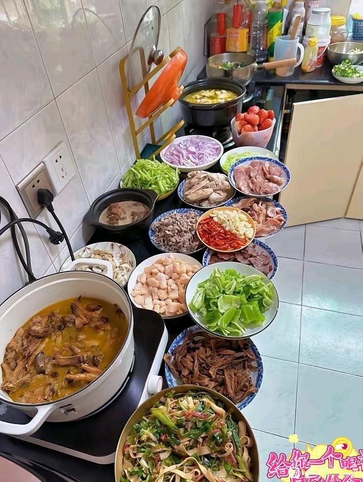 现在的聚会没了小时候的味道