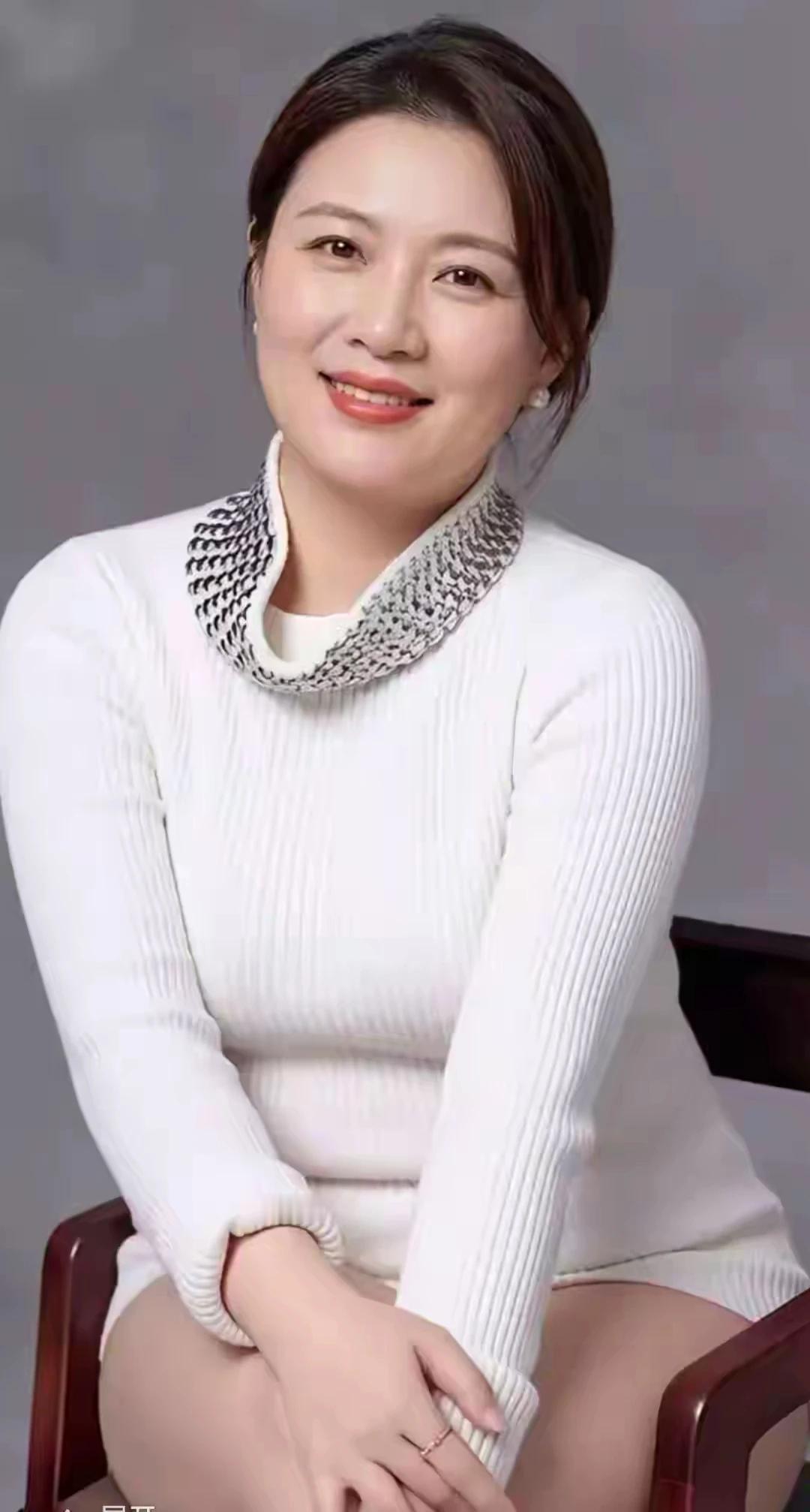 这样的娘们成了谁家的宝贝？这样的娘们究竟是哪个男人成功娶回家了，这样的娘们，男
