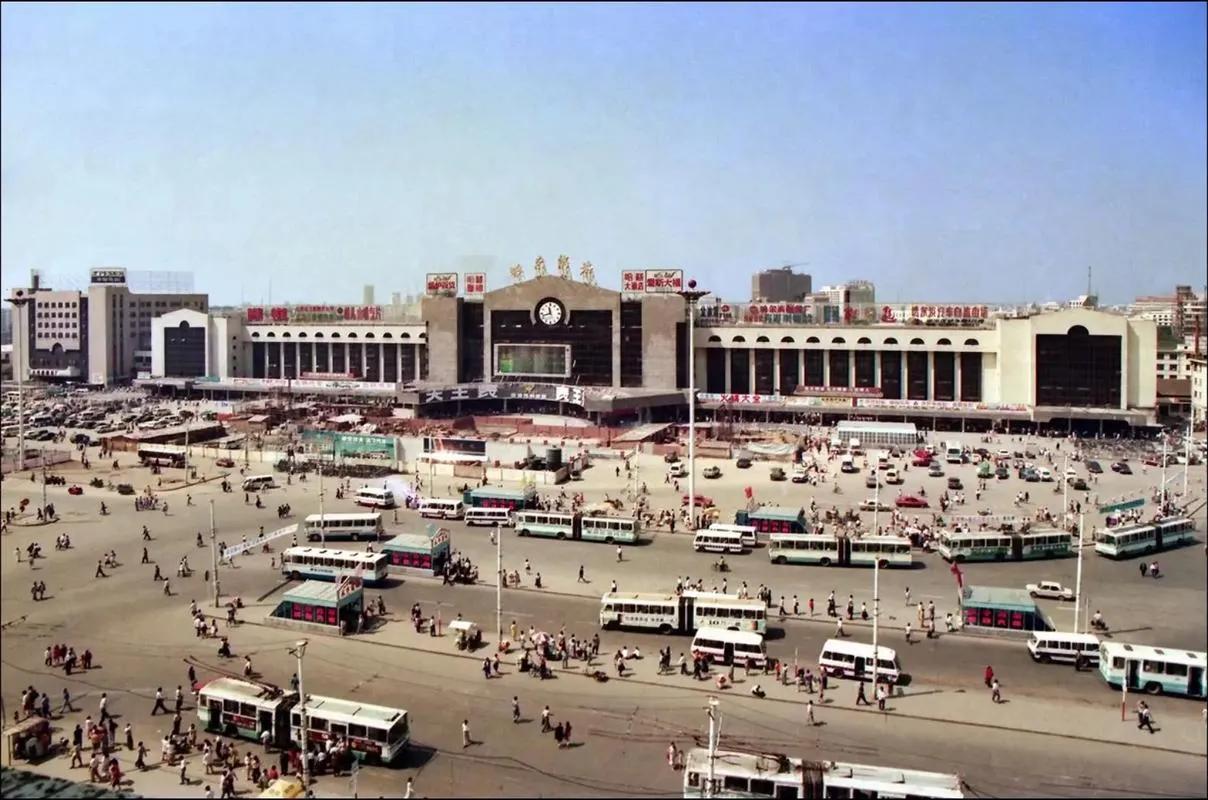 我胞姐84年是哈尔滨祖国医药研究所的大夫，87年赴美。去年72岁的姐姐，洛杉矶