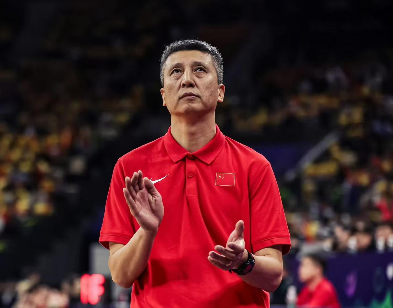 中国男篮锋线、内线无忧，后卫线已成最大问题，核心之选：杨瀚森or王俊杰？中国男