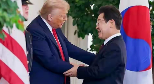 李在明白宫归来十日未满，美国扣300韩裔，所谓“非法居留”实为霸权敲打！韩国外交