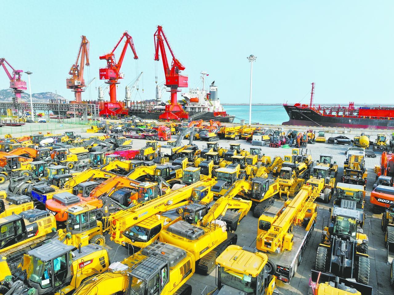 全世界190多个国家瞬间就看明白了一个硬道理——中国压根儿没心思掺和外面那些破事