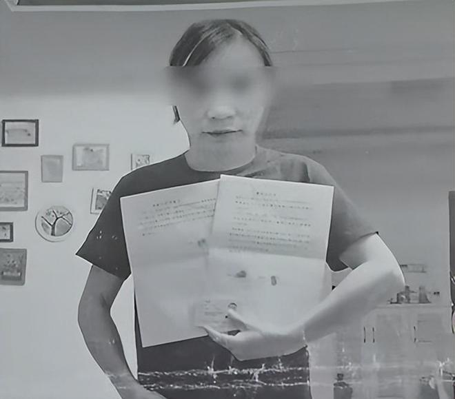 “机关算尽太聪明！”湖南长沙，一男子为领取30万元执行款，按规定需与