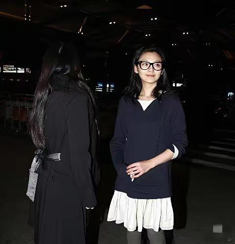 那一年的大s，已经36岁了，还好像小女孩！她这一套现在都觉得好好看，那时候很流行