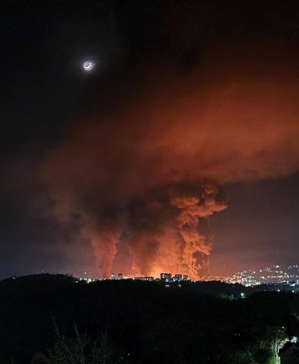 4月16日凌晨，乌克兰的无人机率先突袭了图阿普谢炼油厂!4月21