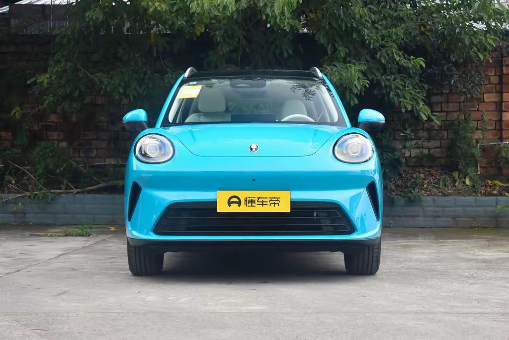 【前言】昨晚刷手机看到欧拉5上市的消息，9.98万起的价格弹出来的时候，我差点