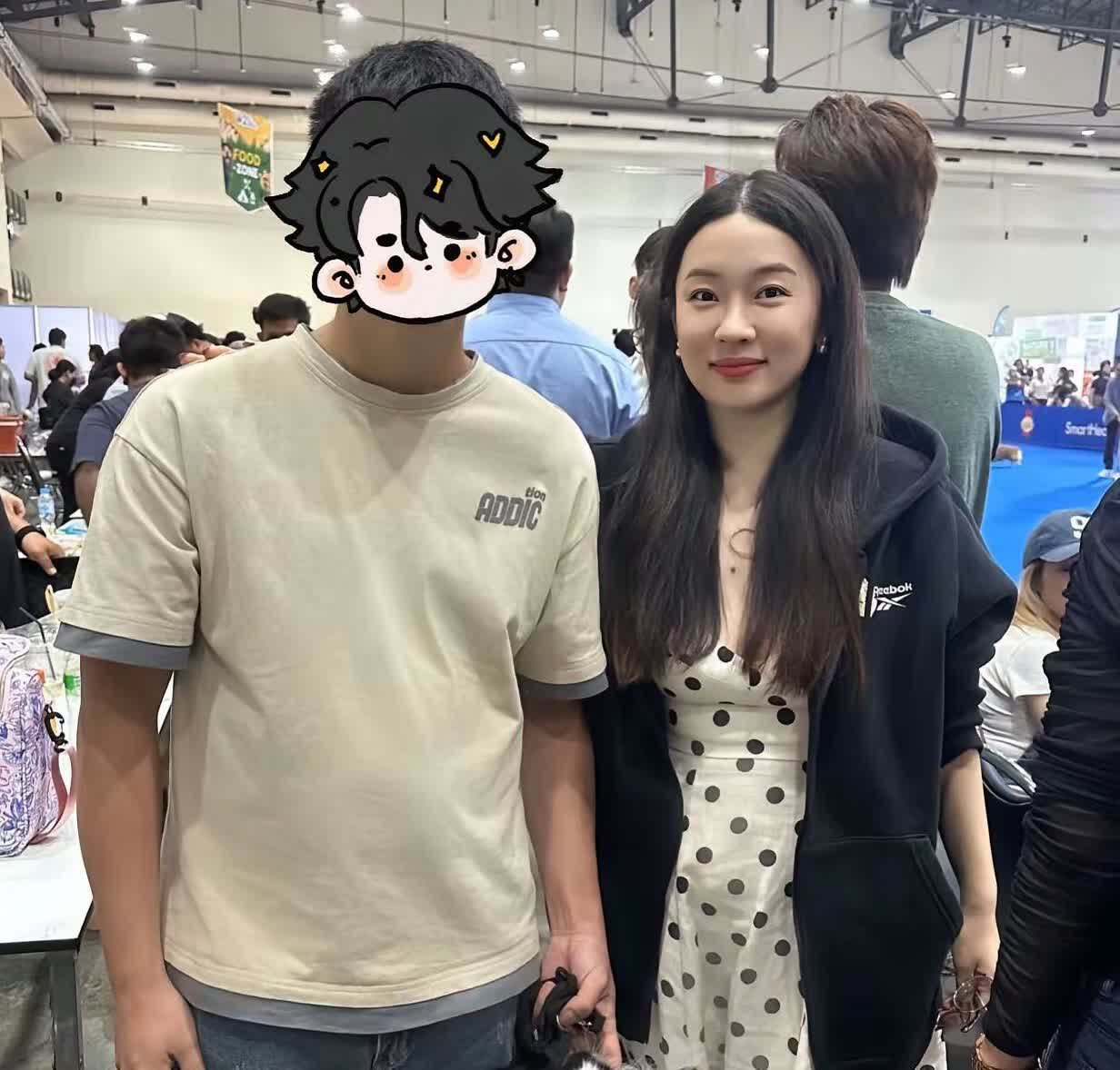 沃天，我也懂杜江为啥那么爱霍思燕了。之前看霍思燕晒出在云南度假的照片，她穿着吊带