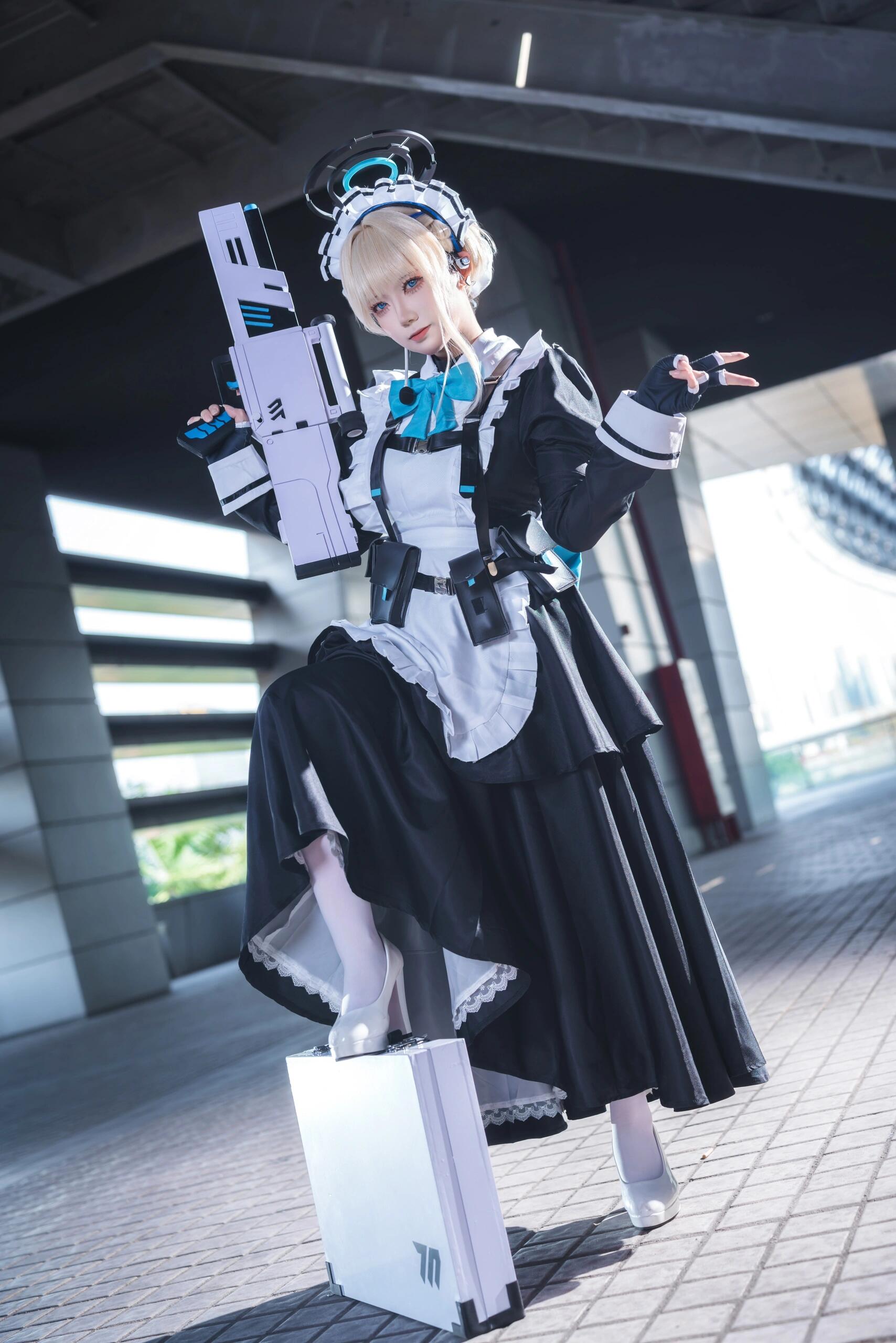 cosplay 漫展cosplay 女仆装 飞鸟马时cos 蔚蓝档案cos