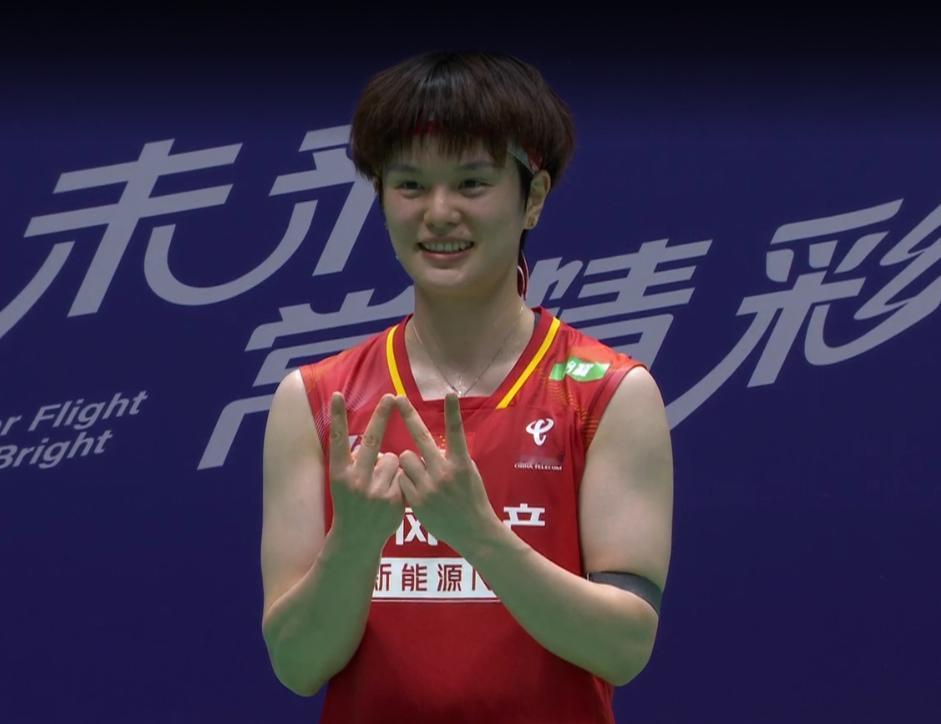 快一档，王祉怡2-0金佳恩进4强。上一轮，王祉怡2-0战胜沈有振，用的办法是大