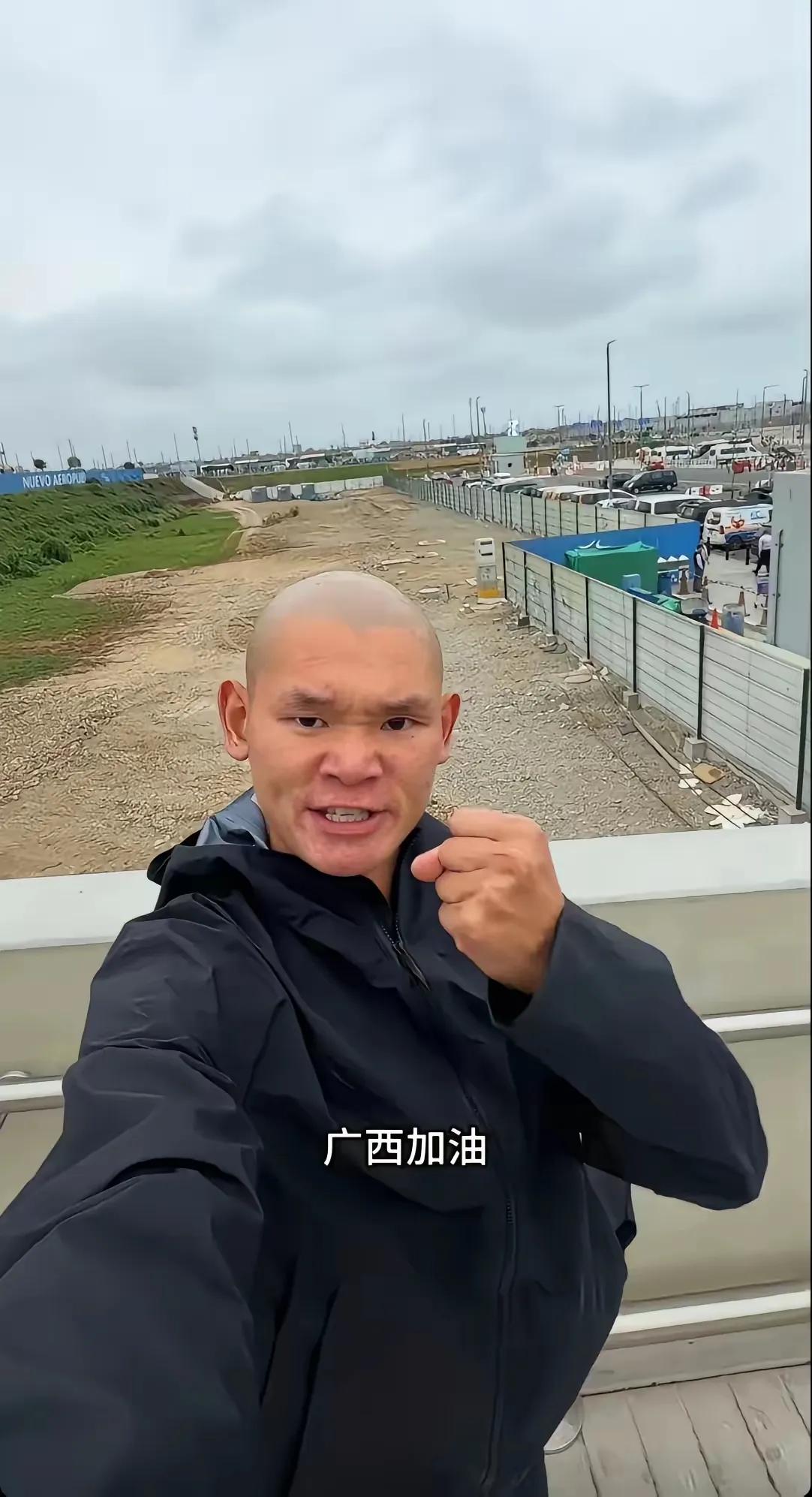 大家不要再羡慕湖远行了。我们永远不可能成为他。原因很简单，不是每个人赚了钱都