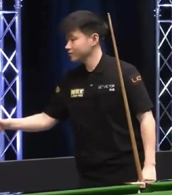 半决赛:赵心童3-0胜肖国栋，塞尔比3-0胜吴宜泽。决赛:赵心童1-3输给塞尔