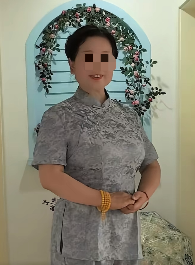 小枝枝昨天以数来宝快板书的形式，列举了许姚十三宗罪。奇怪耶，既然你掌握了许姚十三