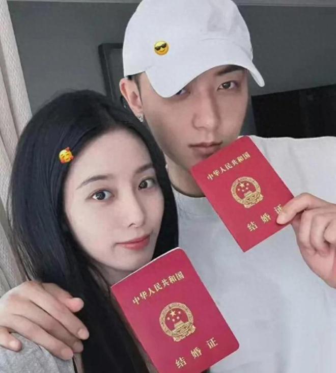 黄子韬和徐艺洋可能在美国产子，引发大规模脱粉。关于黄子韬性格是否能忍住炫耀尚无法