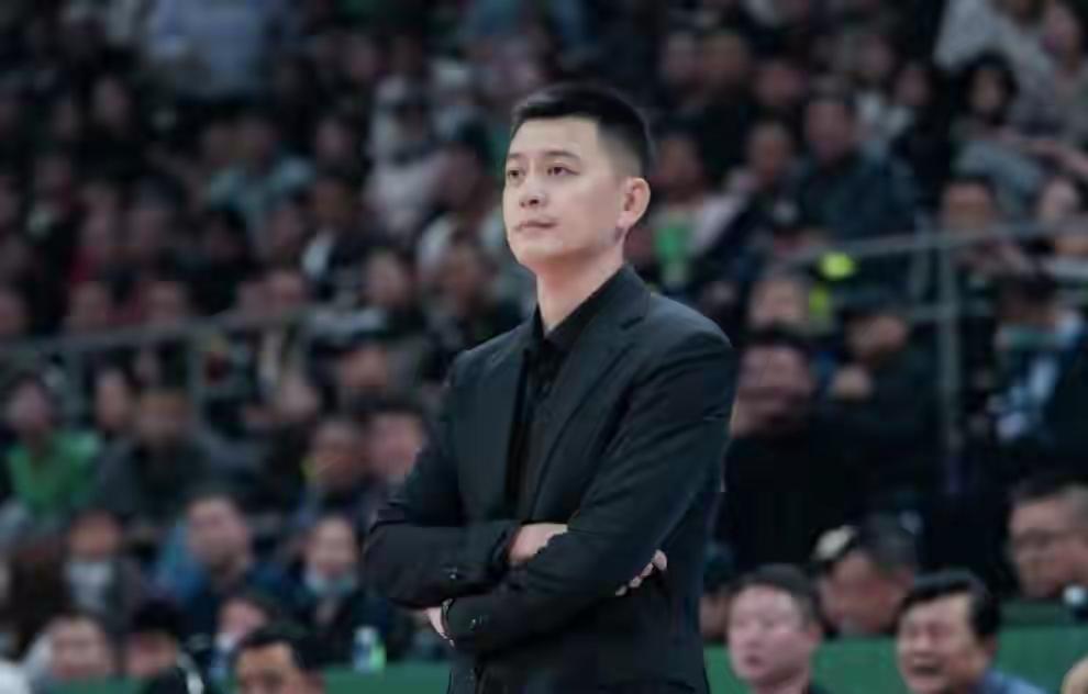 cba常规赛正在如火如荼进行中，今晚19.35分的焦点之战必定是四川队主场迎战辽