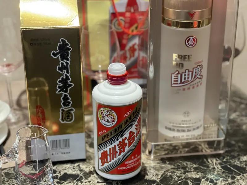 茅台镇的酒与茅台酒的差别别再把茅台镇酒当成茅台酒的平替，二者完全