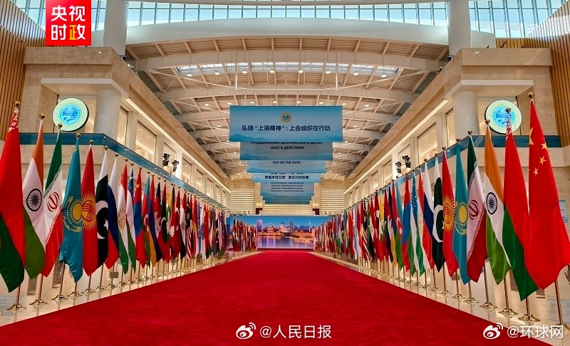 快讯：8月31日，国家主席习近平和夫人彭丽媛在天津举行宴会，欢迎来华出席2025