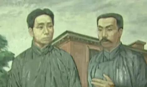 1918年，毛泽东在北京大学担任图书助理员，别人都嫌这个年轻人说话湖南口音重，不
