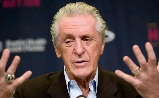帕特莱利不惯着任何人帕特莱利将吉米巴特勒送走，给出的理由是消极比赛，而在此前之