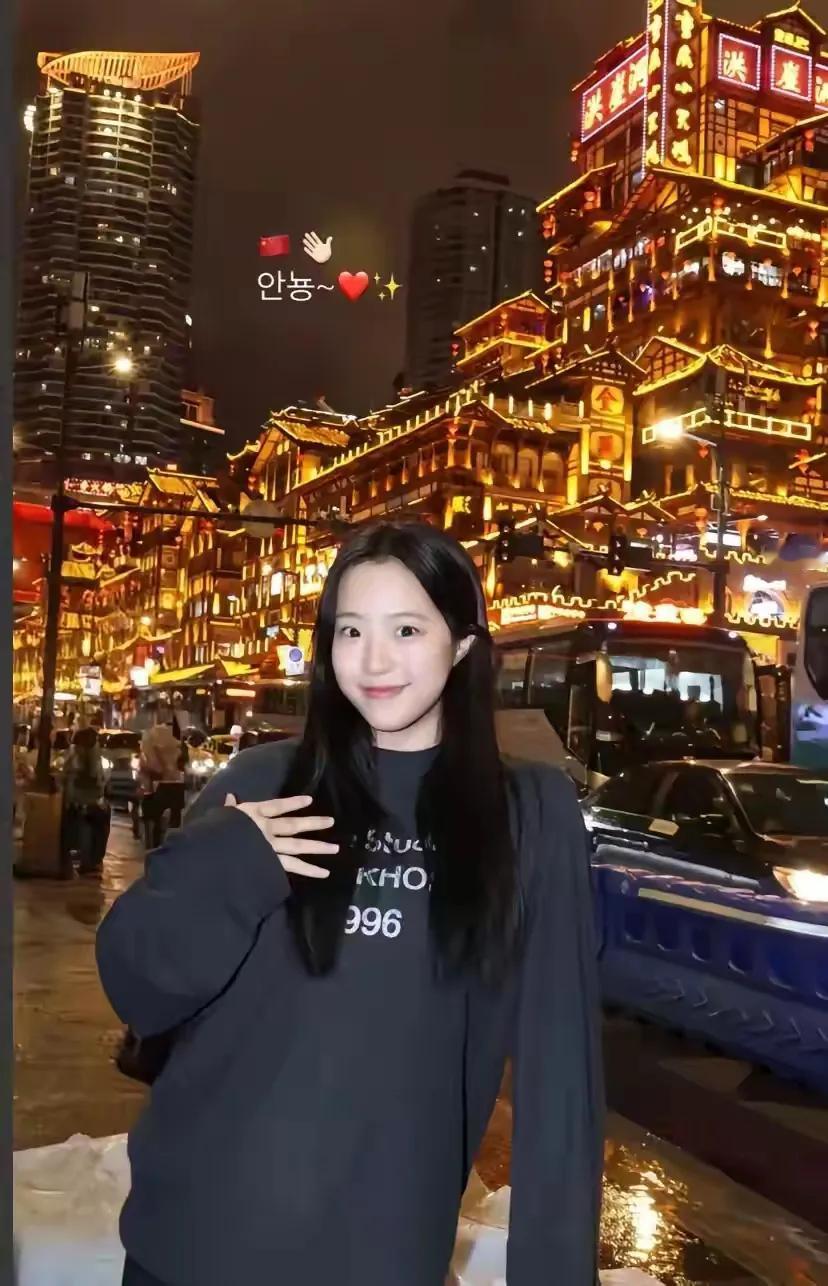 中国人都喜欢的外国明星，韩国一姐申裕斌，世乒赛后来上海放松了韩国乒乓球选手申裕