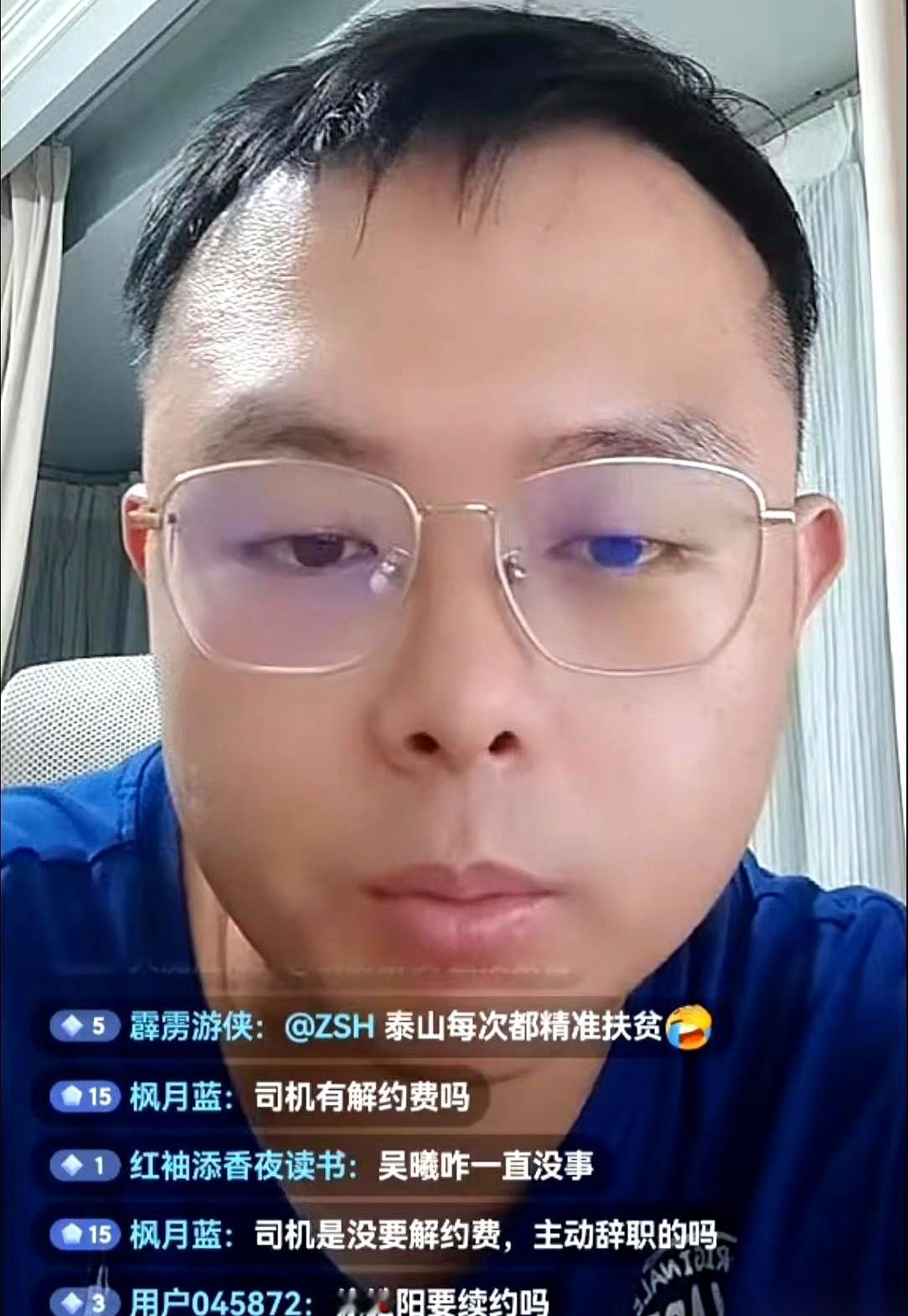 这两天，上海申花中场徐皓阳的续约动向，成了国内足坛转会市场的一个隐形焦点。明明他刚落选了本期国足名单