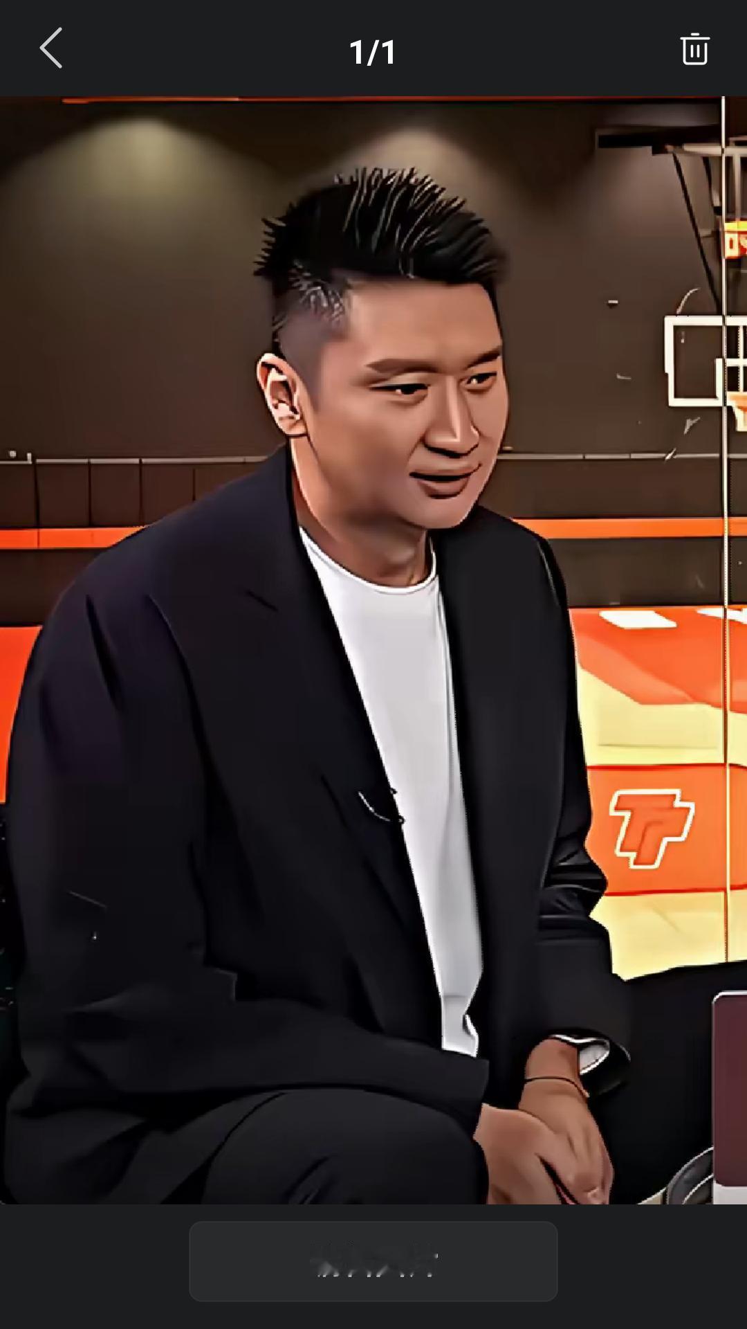 【近日中国男篮名宿，中国男篮08黄金一代核心孙悦接受采访时，谈到当年朱芳雨打架，