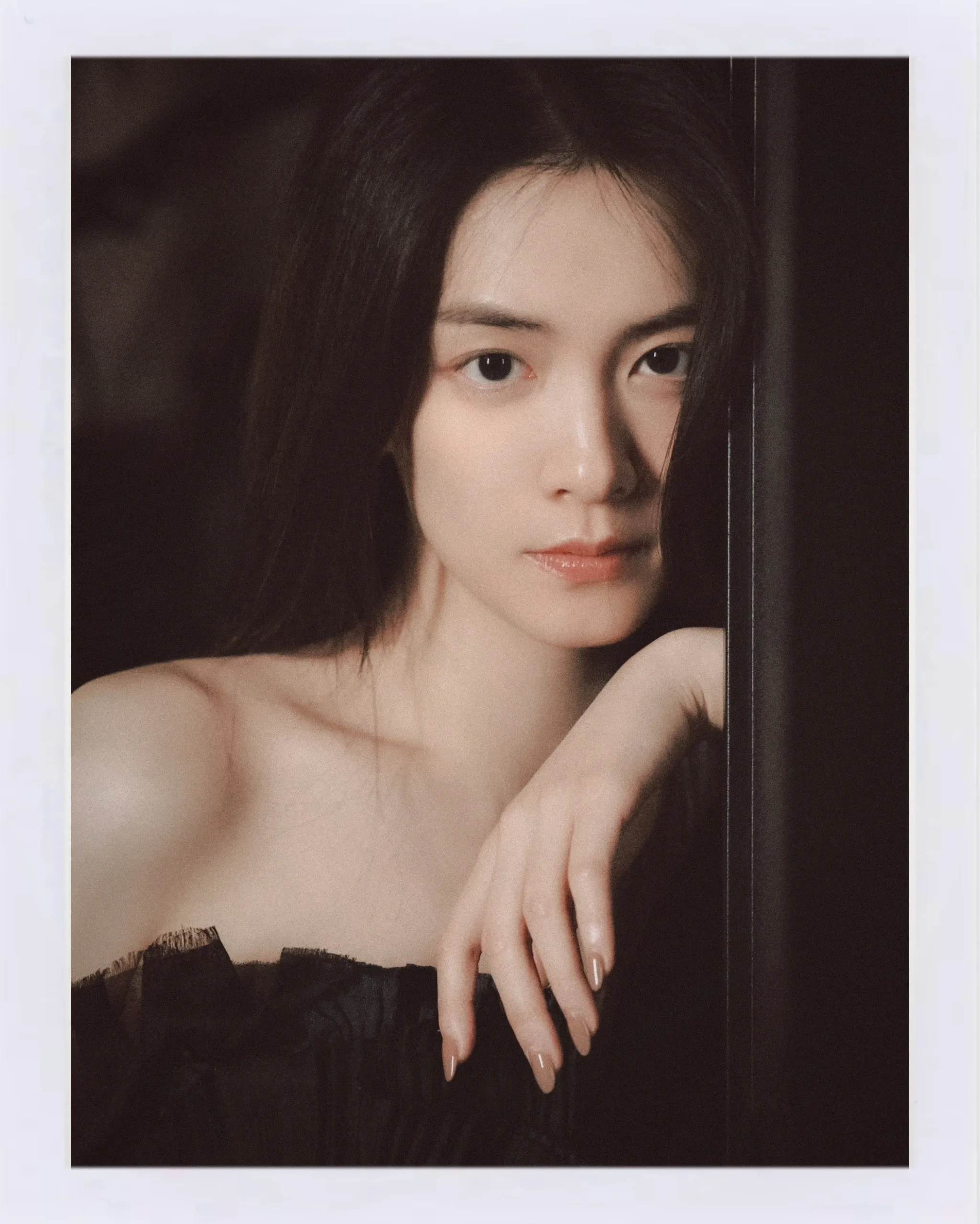 陈昊宇伪撕拉片cr:浮莳花杪​​​