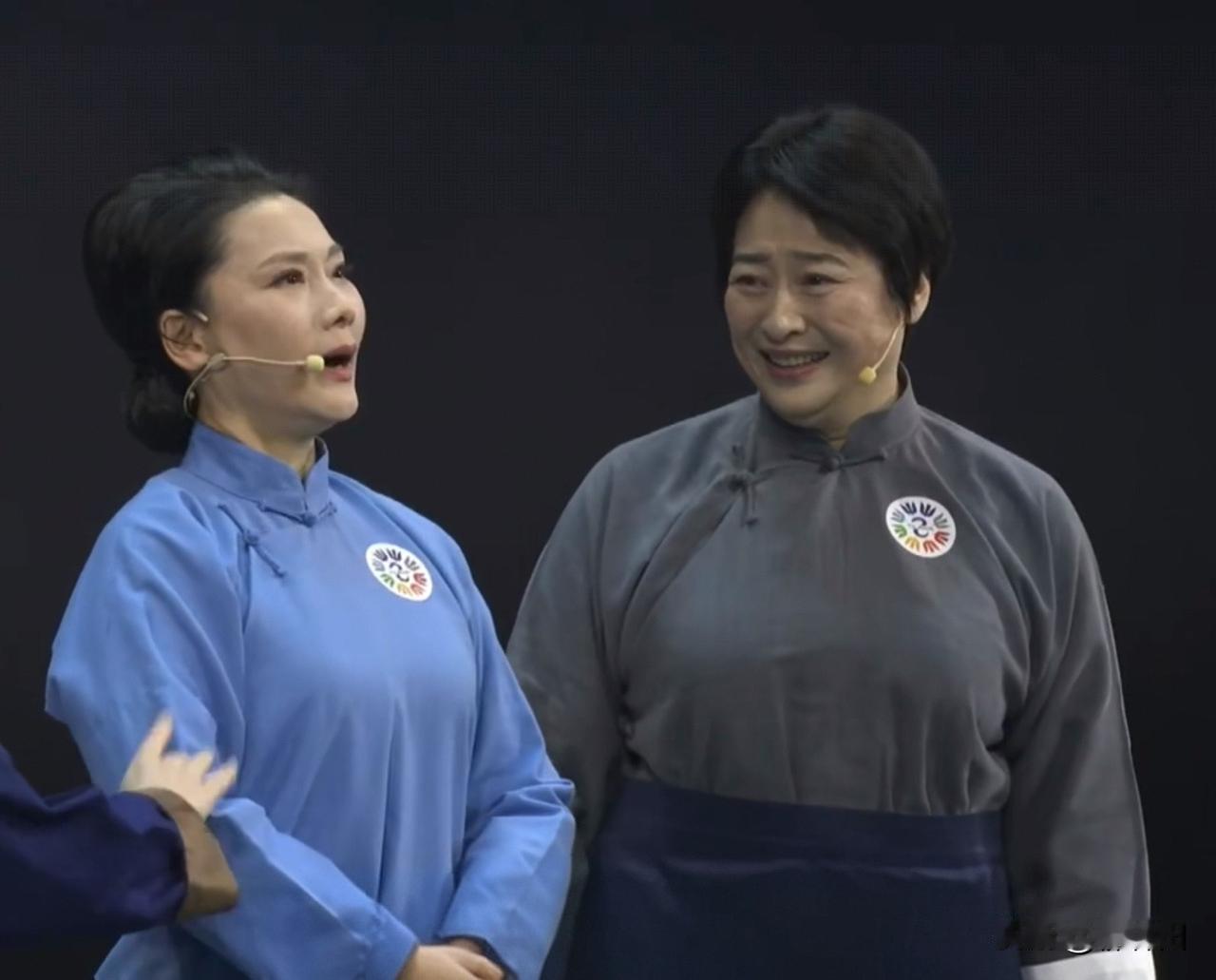 67岁许娣有两个何赛飞“宽”了，水桶腰、大象腿、大肚腩，完全丧失了往日的风韵。