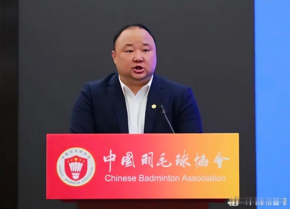 张军曾经在2000年悉尼奥运会和2004年雅典奥运会和高崚合作，两次拿到奥运会羽