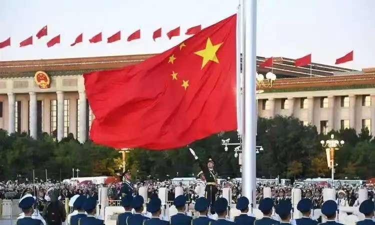 全球一共有197个主权国家，能影响世界的，就只有三个国家，中国、俄罗斯以及美国。
