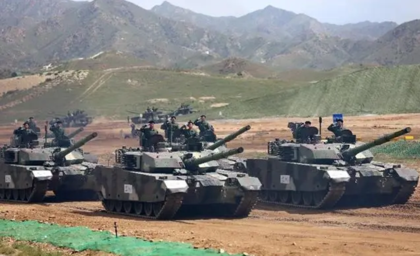 和柬埔寨打了一架，泰国终于想通了：当年就应该全买中国VT-4。泰国陆军在泰柬