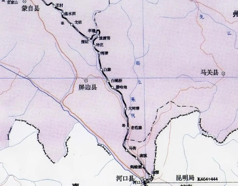 这条铁路是昆明北站到云南河口的米轨铁路。是清朝末期法国人设计的。人字桥施工时不少