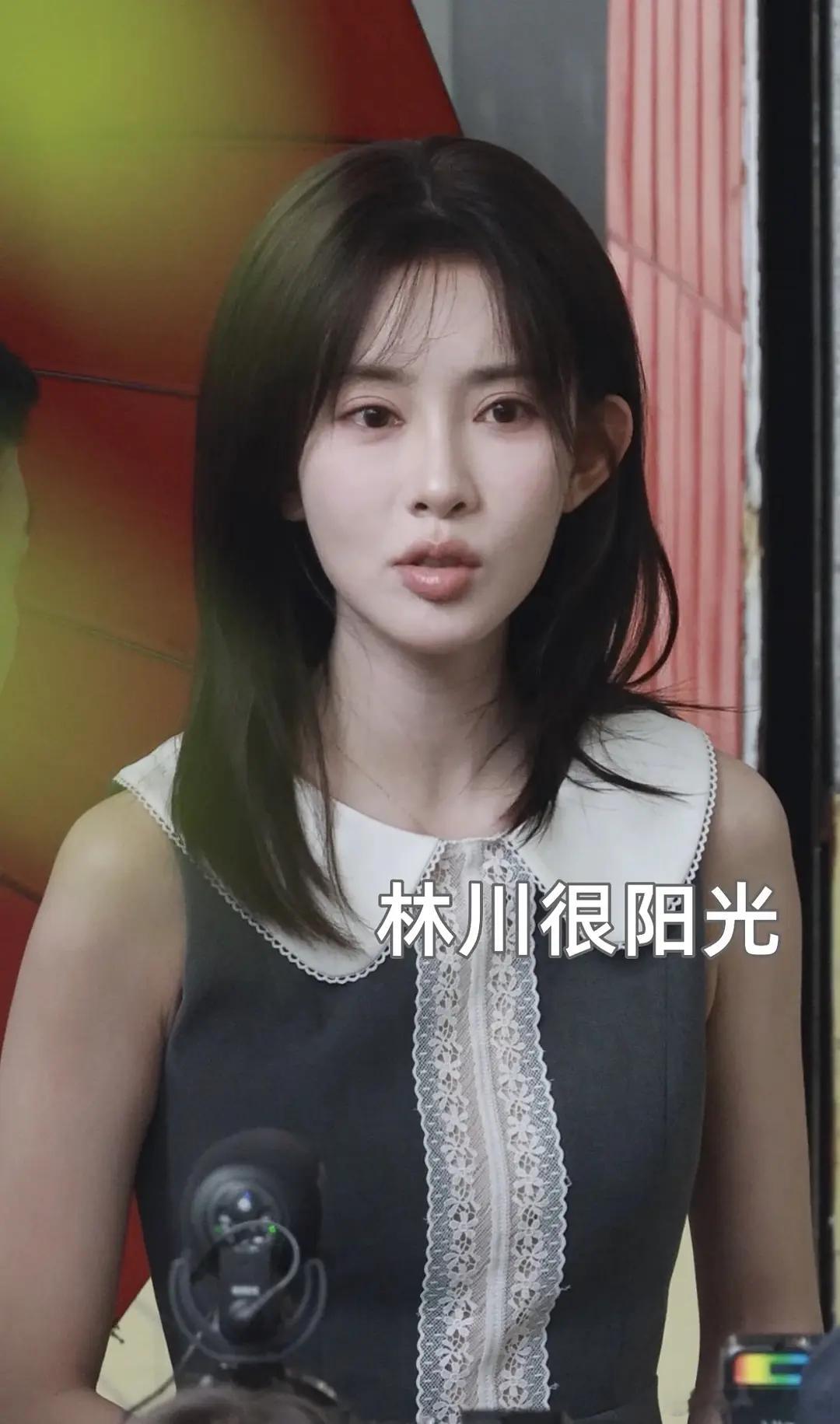 人真的不服老不行，嘴唇少打点儿吧[跪了]​​​