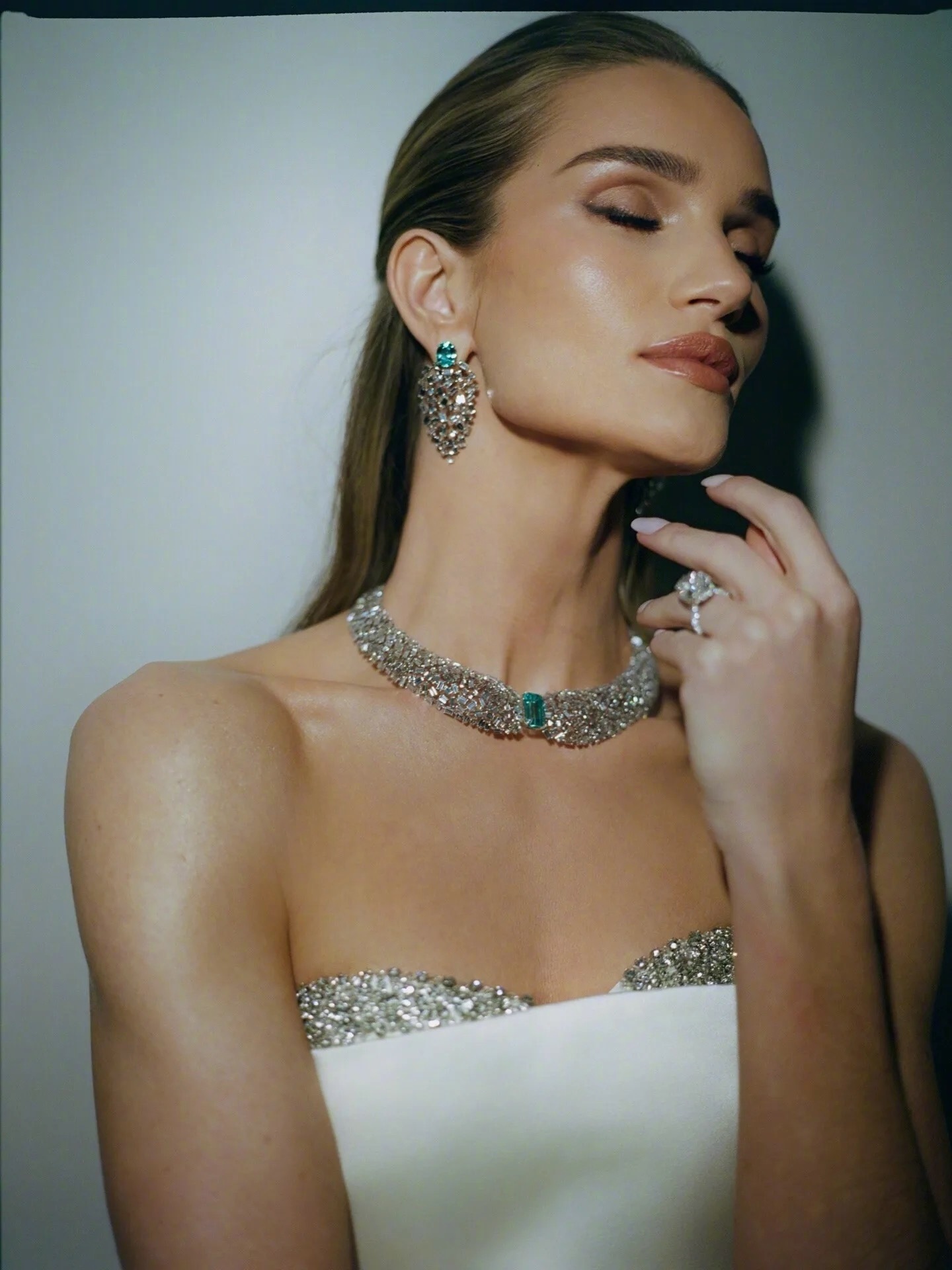 RosieHuntington-Whiteley蒂芙尼2026BlueB