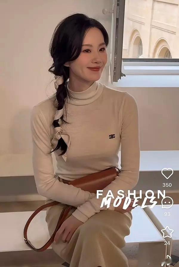 以前不理解刘诗诗为什么时尚资源好，今天刷到Celine大秀的图，突然就顿悟了！我
