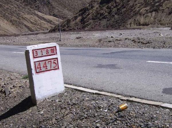 川藏线最多的垃圾是避孕套和卫生巾,这到底是