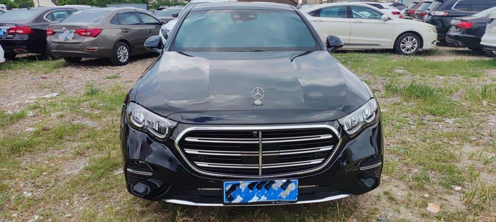 38万捡漏准新奔驰E300！省下8万做保养，2.0T+柏林之声真香警告