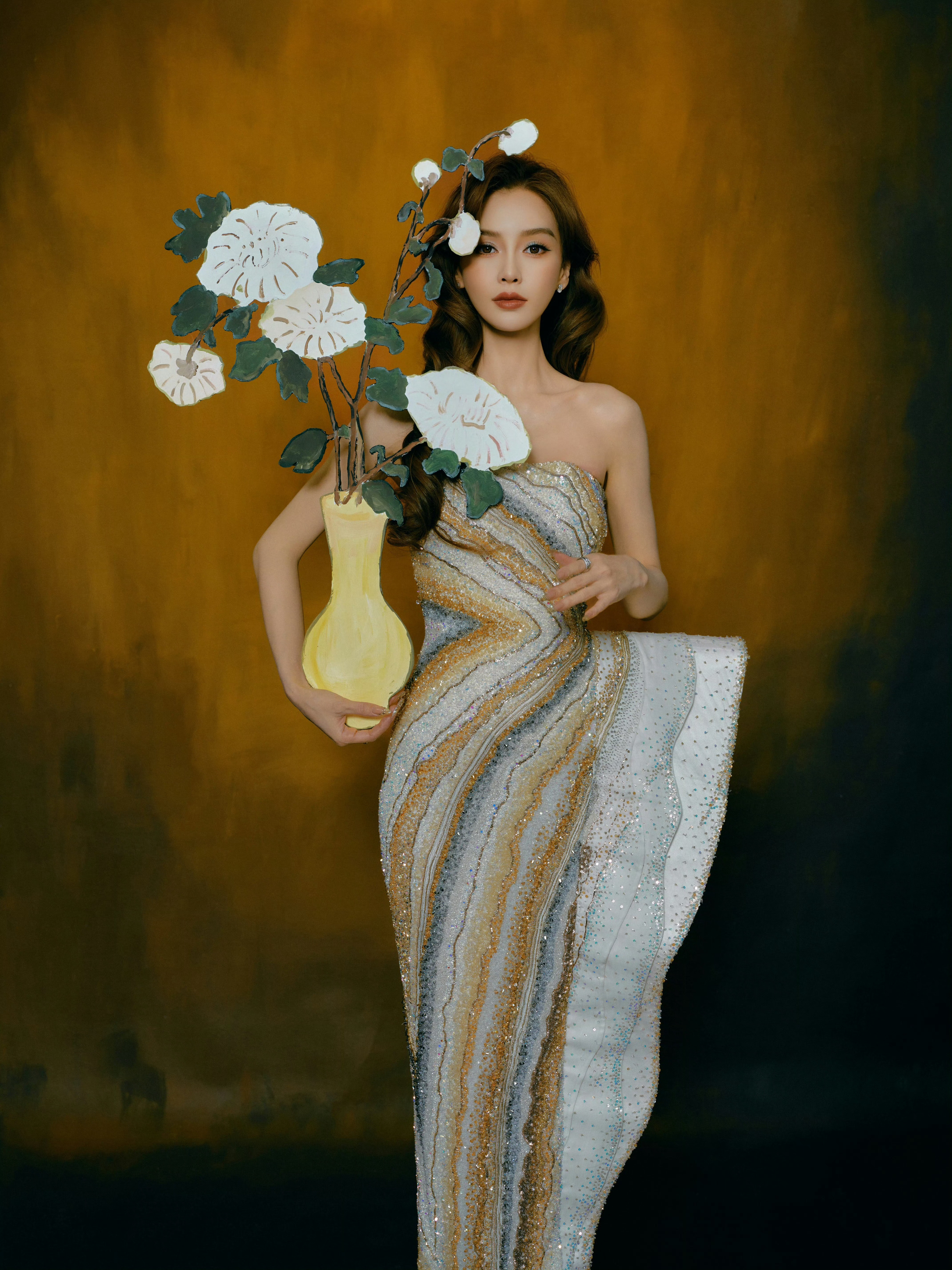 Angelababy×三式品牌直播活动造型大片inRahulMishra