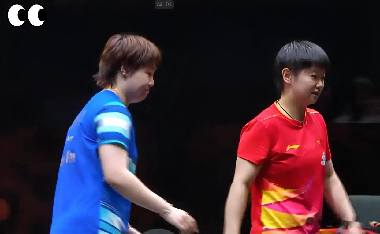 [红脸笑]破防！孙颖莎伤退邱贻可火速接应德华护犊太刚了WTT