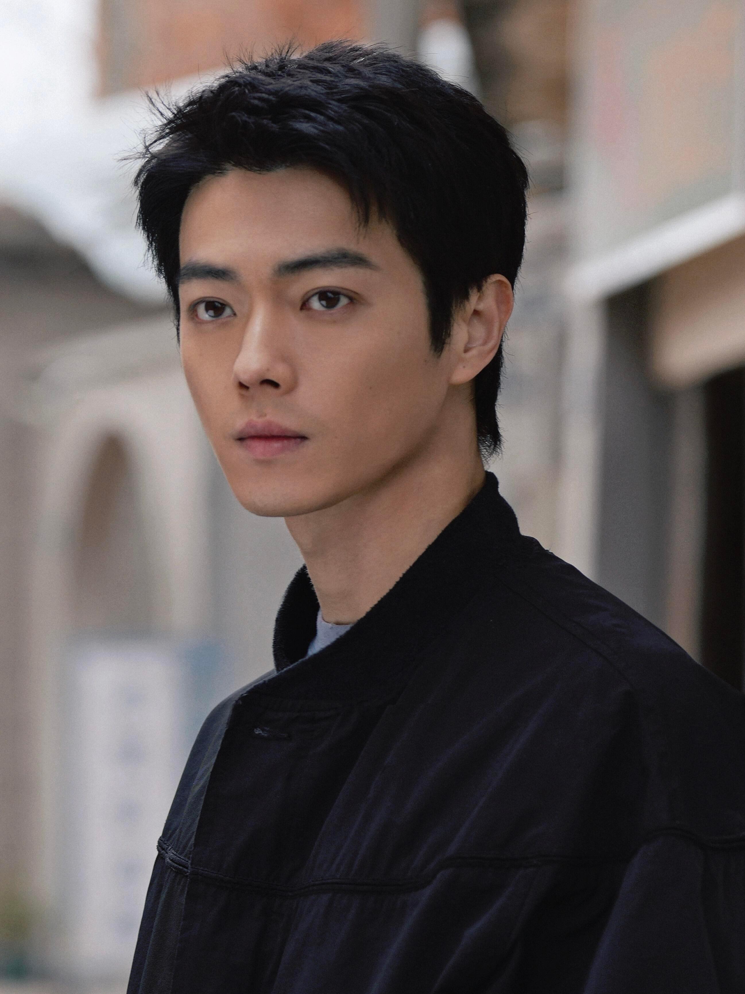 全网都在帮许凯涂松岩找人追《方圆八百米》直接全员开启寻人模式！霍大爷苦苦寻找，全