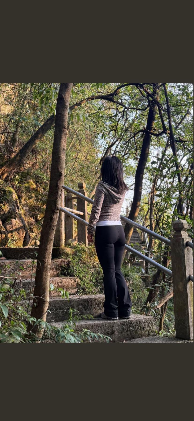 爬山去看日出，有谁一起吗？