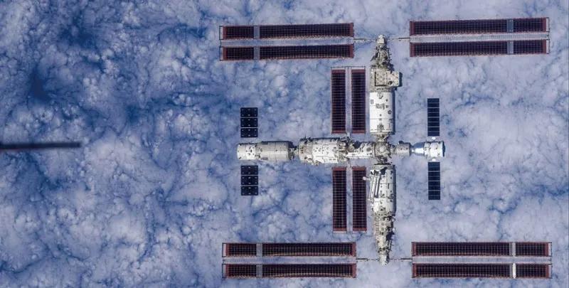 俄媒关注：国际空间站即将沉没，中国“天宫”准备扩建。一切迹象表明，2031年