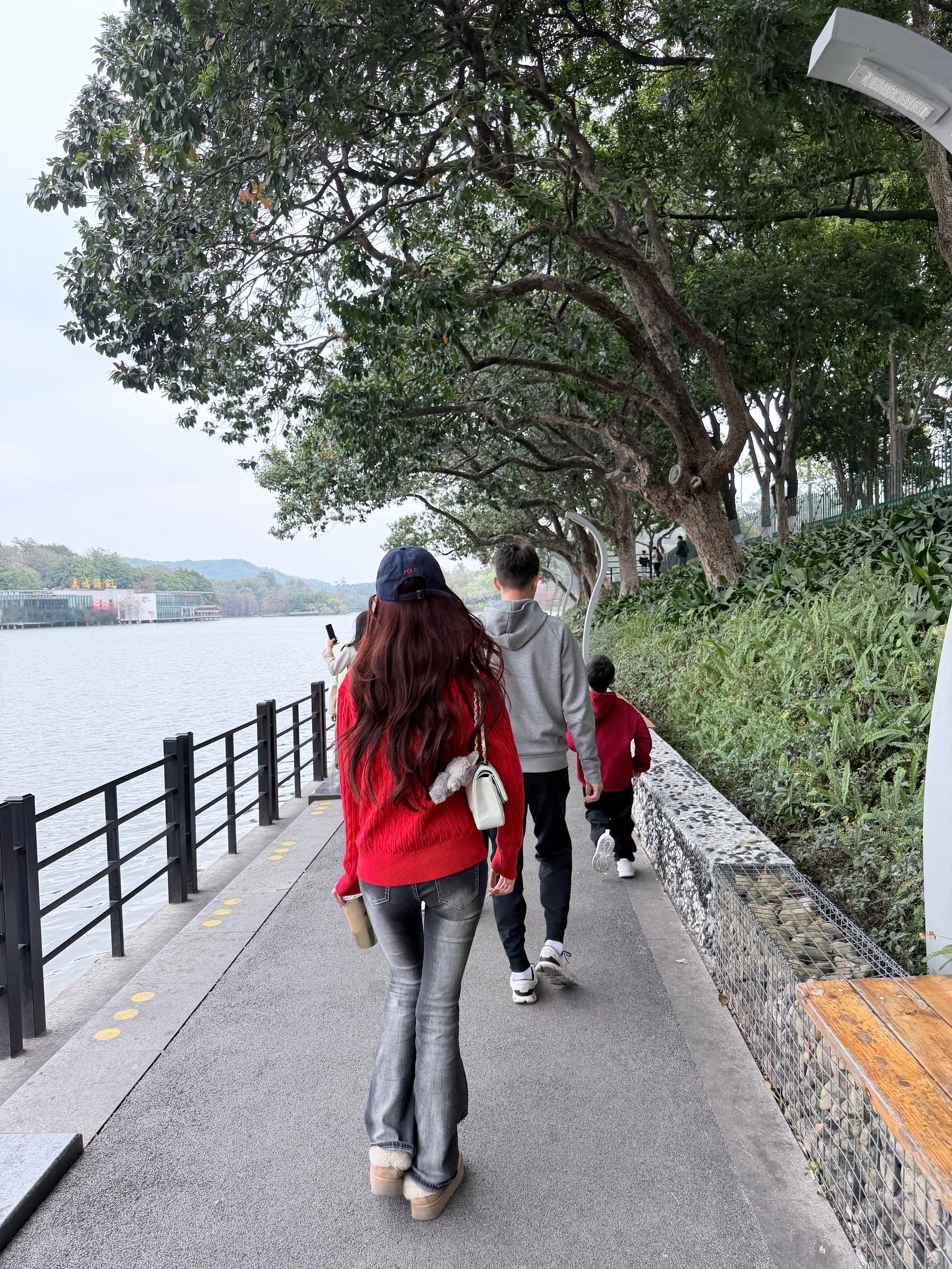 乱拍过年行大运逛公园