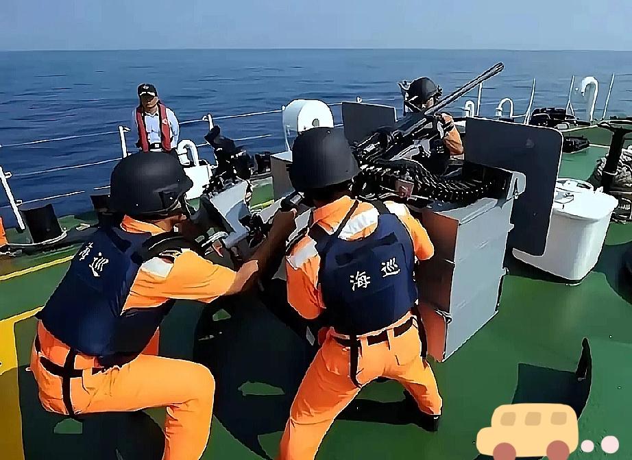台中海巡舰加足马力，朝着大陆海警船高速冲过来。距离越来越近，800米，750米，