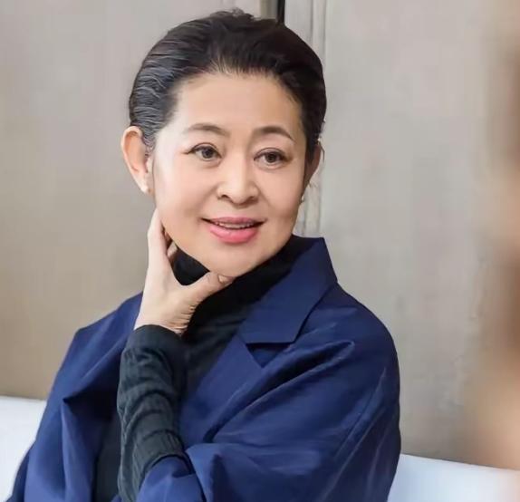 世上真有回春术先是那个什么于会长，说了回春法。这几天又说周迅倪萍李连杰也返老回