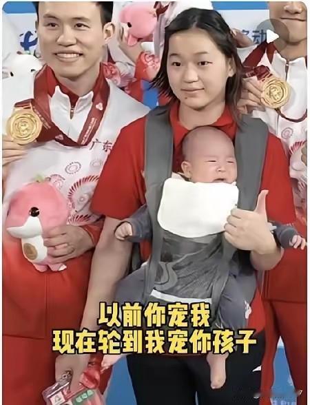 这下好了，不仅跳水队知晓，如今全国人民也都知道了——全红婵竟成了师哥谢思埸的“