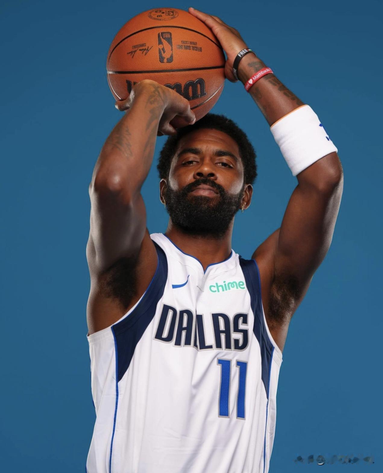 现役NBA控球技术最好五名球星！大家还有不同观点吗？1. 欧文公认现役人