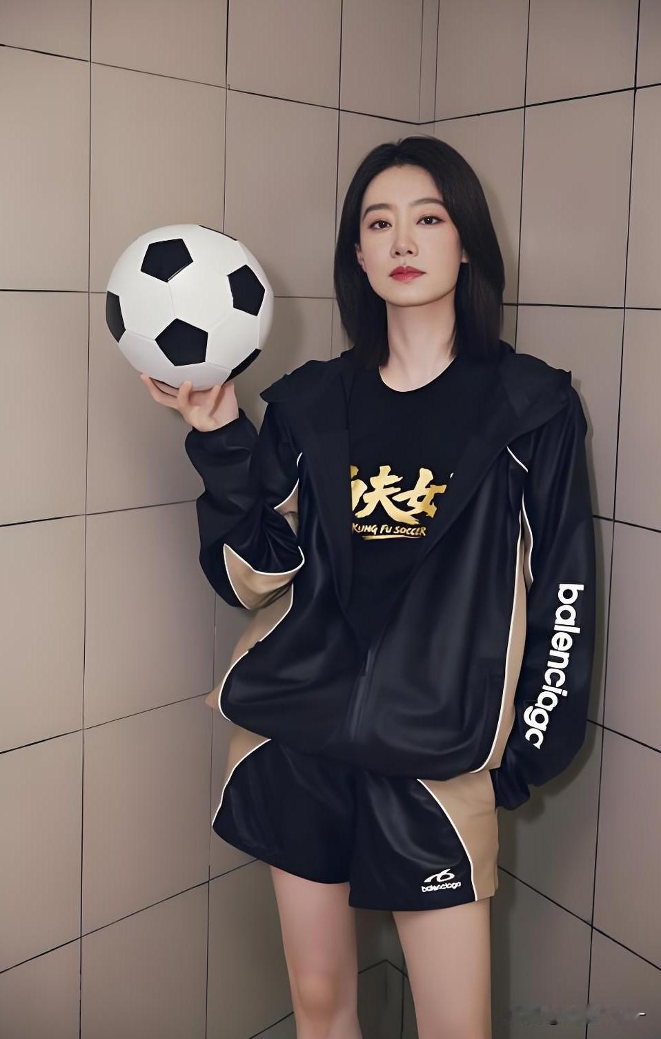 《功夫女足》最大赢家，就是零片酬出演的张小斐，别看她明面上是分币没挣，可