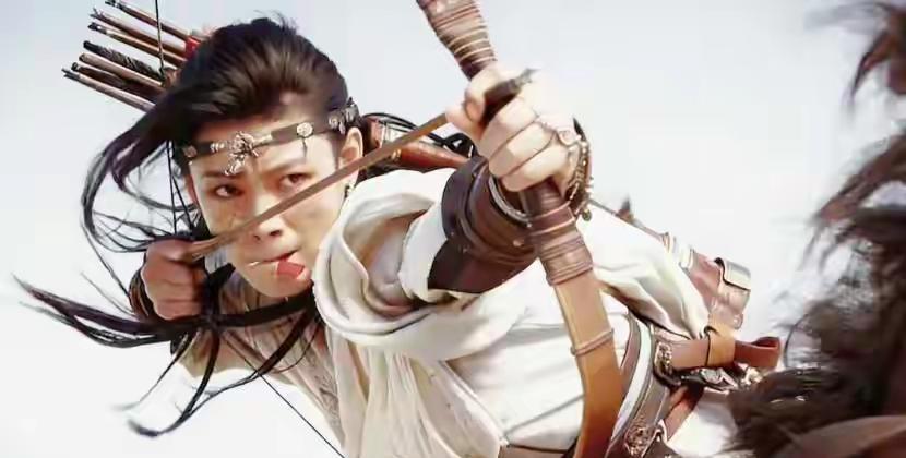 导演说话不好使了？现在得听主演的。路演现场，吴京对着观众喊话要拍续集，旁边导